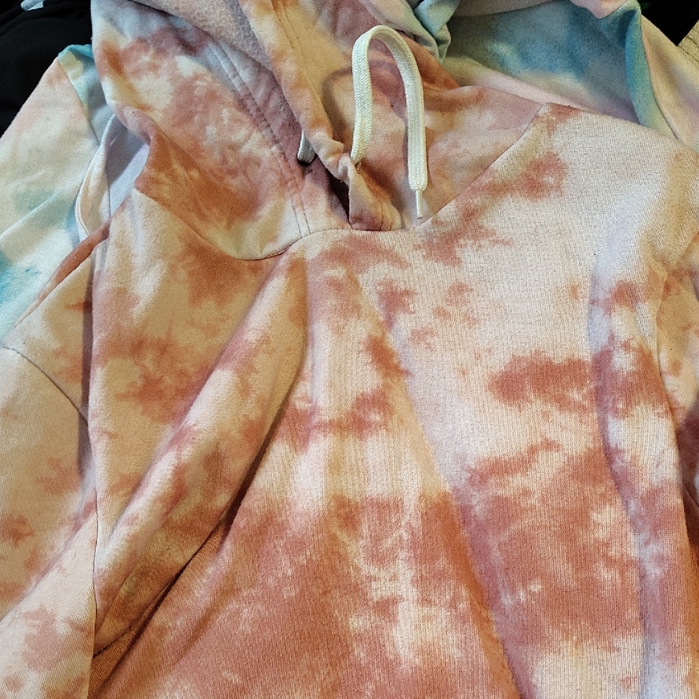 Tie-Dye Hooded Sweatshirt 5 Different All Together One Price